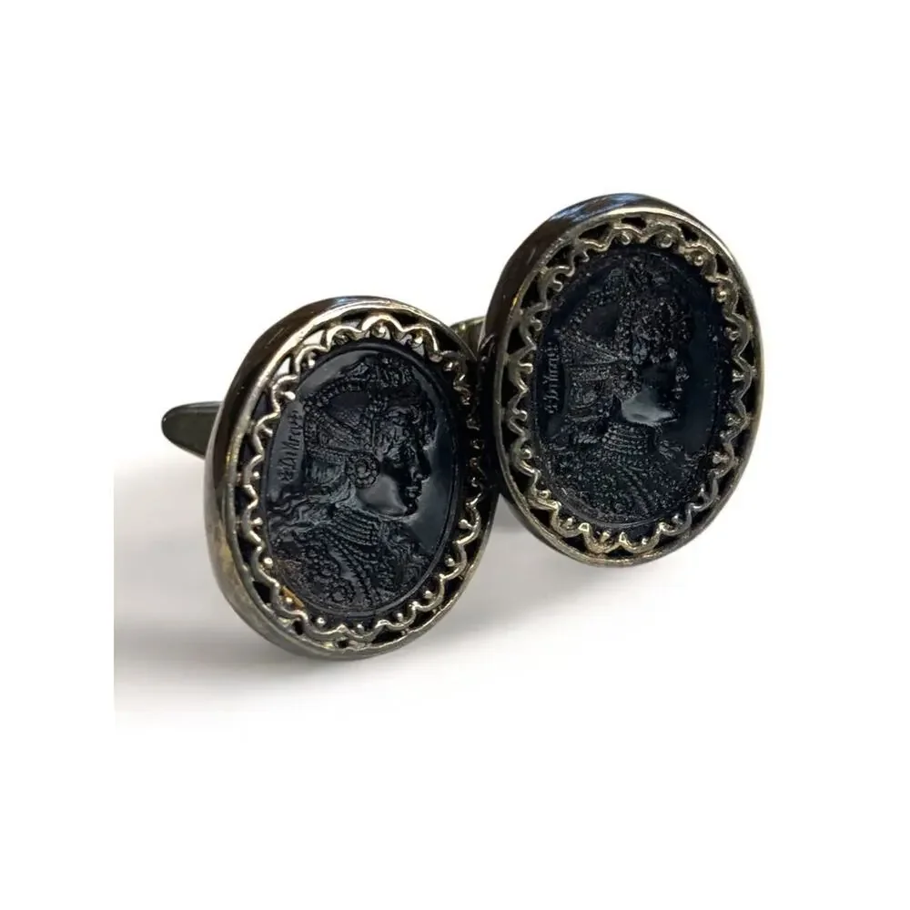 Vintage Signed DaVinci Cufflinks Intaglio Carved Soldier Bullet Back